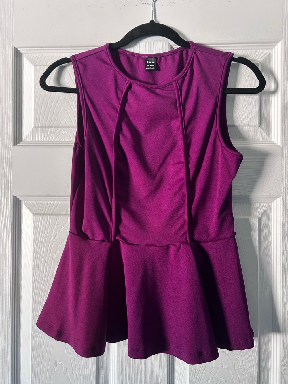 SHEIN Sleeveless Peplum Tank Top in Magenta Purple